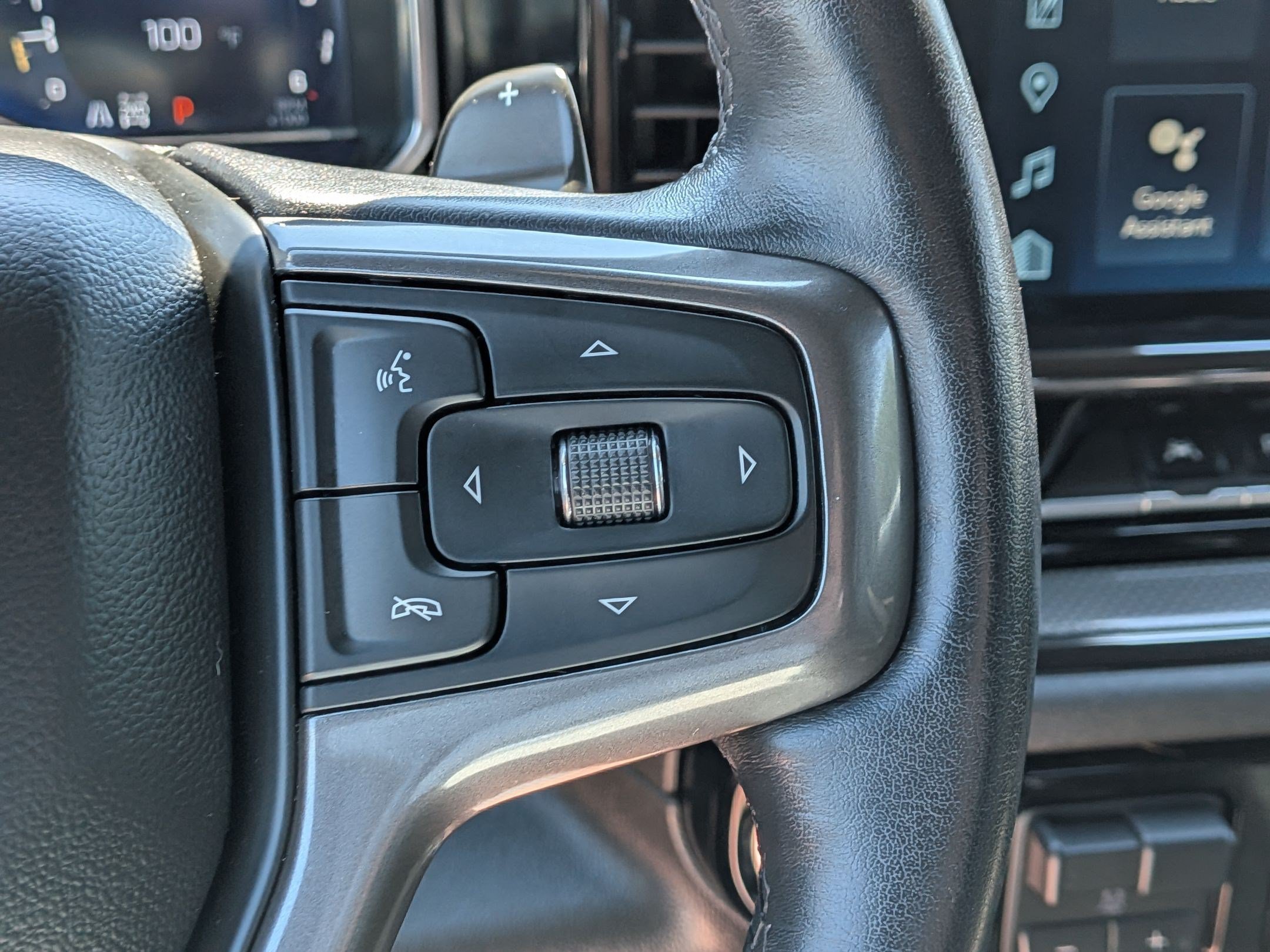 Used 2022 Chevrolet Silverado 1500 ZR2 w/ Technology Package AWD/4WD image 14