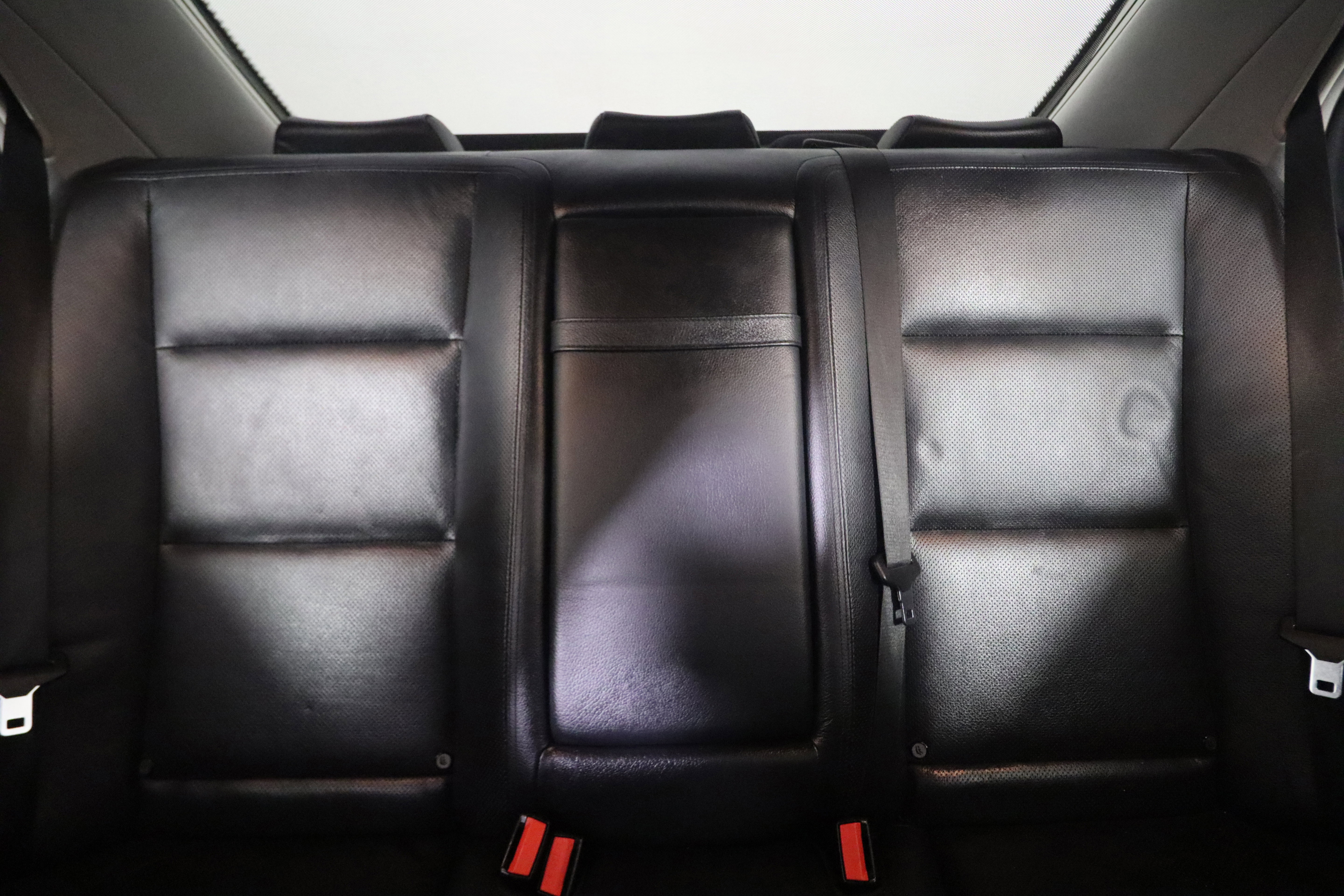 Used 2011 Mercedes-Benz S 550 4MATIC image 14