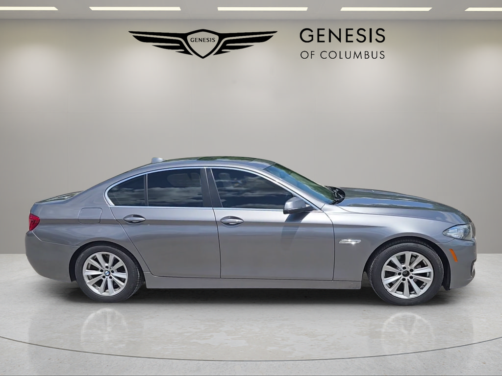 Used 2016 BMW 528i xDrive Sedan AWD/4WD image 6