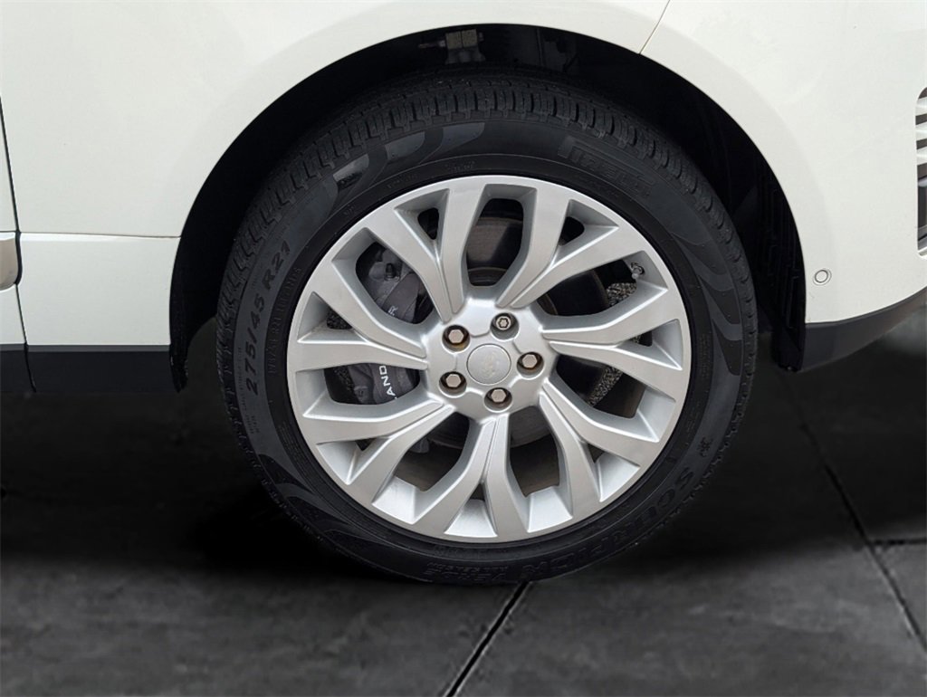Used 2018 Land Rover Range Rover Supercharged image 11