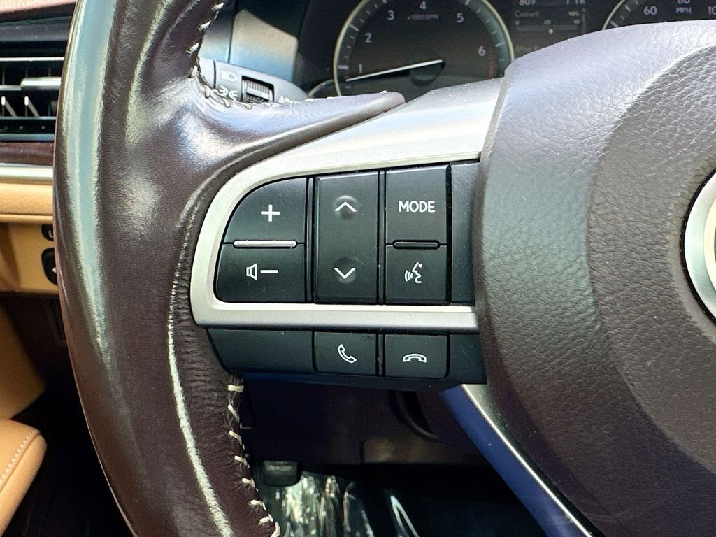 Used 2016 Lexus ES 350 w/ Luxury Package w/Wood Trim image 21