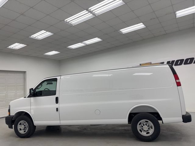 New 2026 Chevrolet Express 2500 Extended w/ Driver Convenience Package RWD image 8