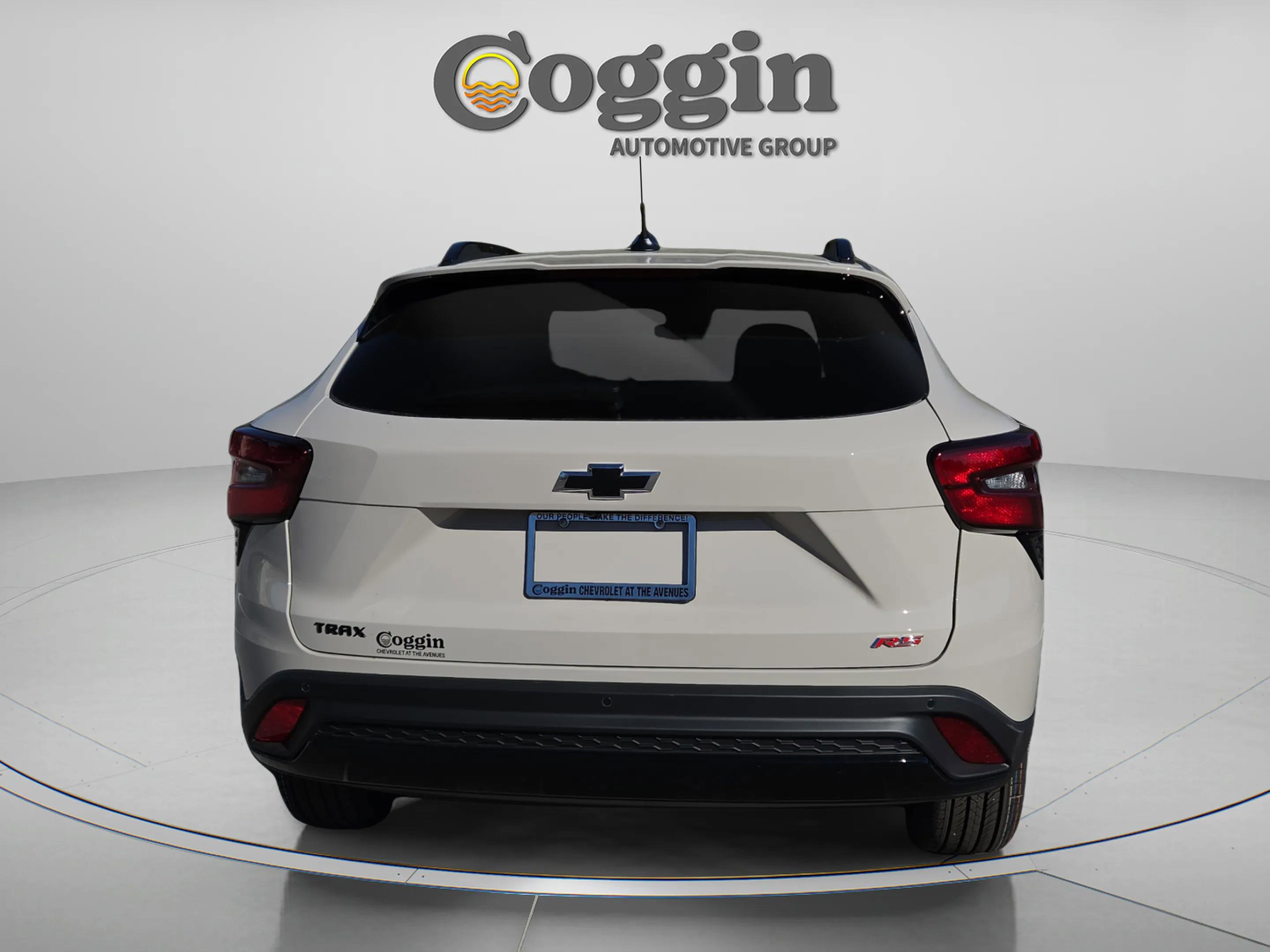 New 2026 Chevrolet Trax RS w/ Driver Confidence Package image 5