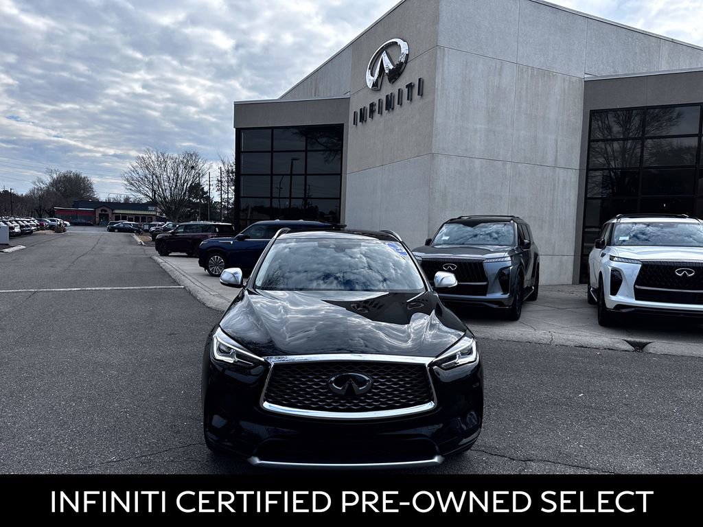 Certified 2023 INFINITI QX50 Luxe w/ Accent Package image 3