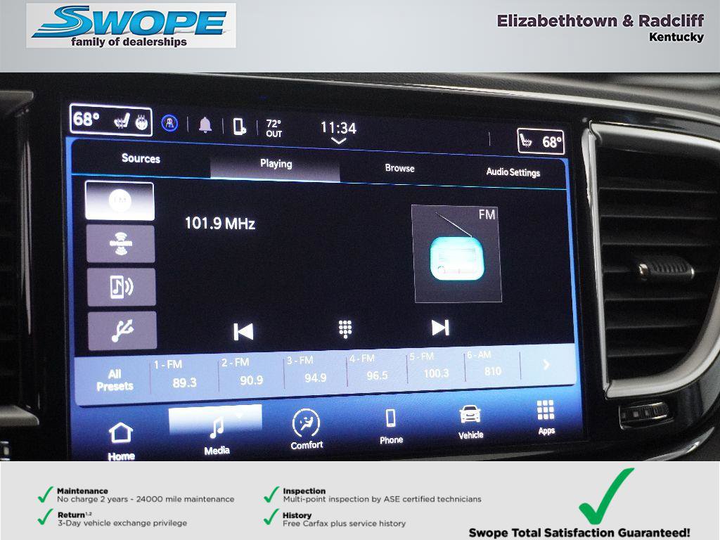 Certified 2024 Chrysler Pacifica Touring-L image 23