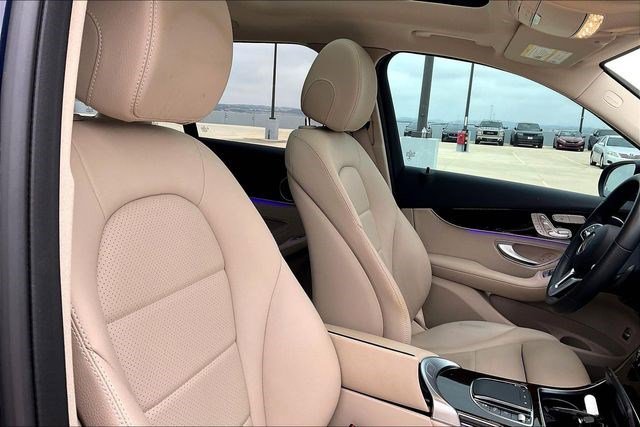 Used 2022 Mercedes-Benz GLC 300 4MATIC image 7