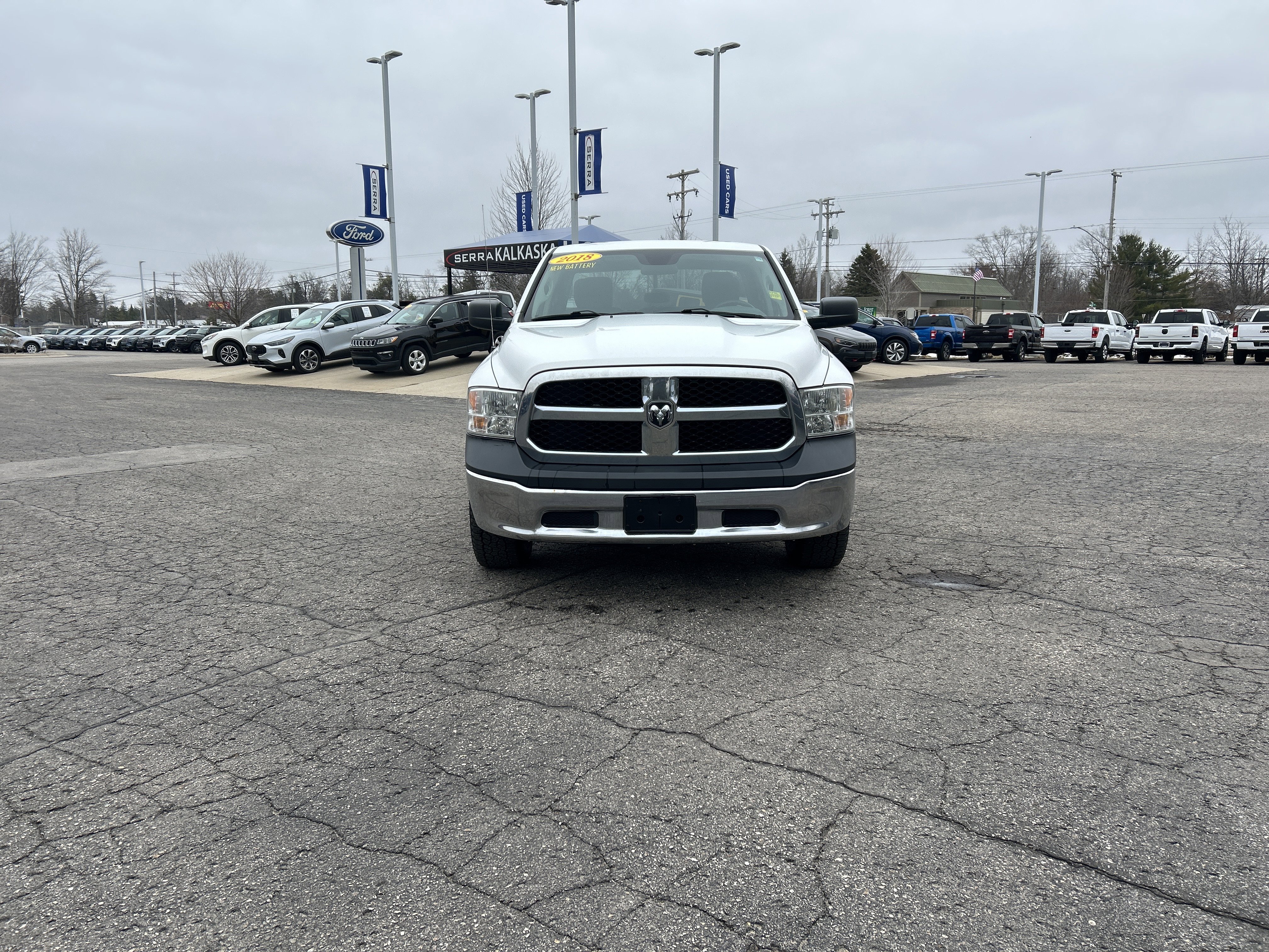 Used 2018 RAM 1500 ST w/ SXT Appearance Group AWD/4WD image 8