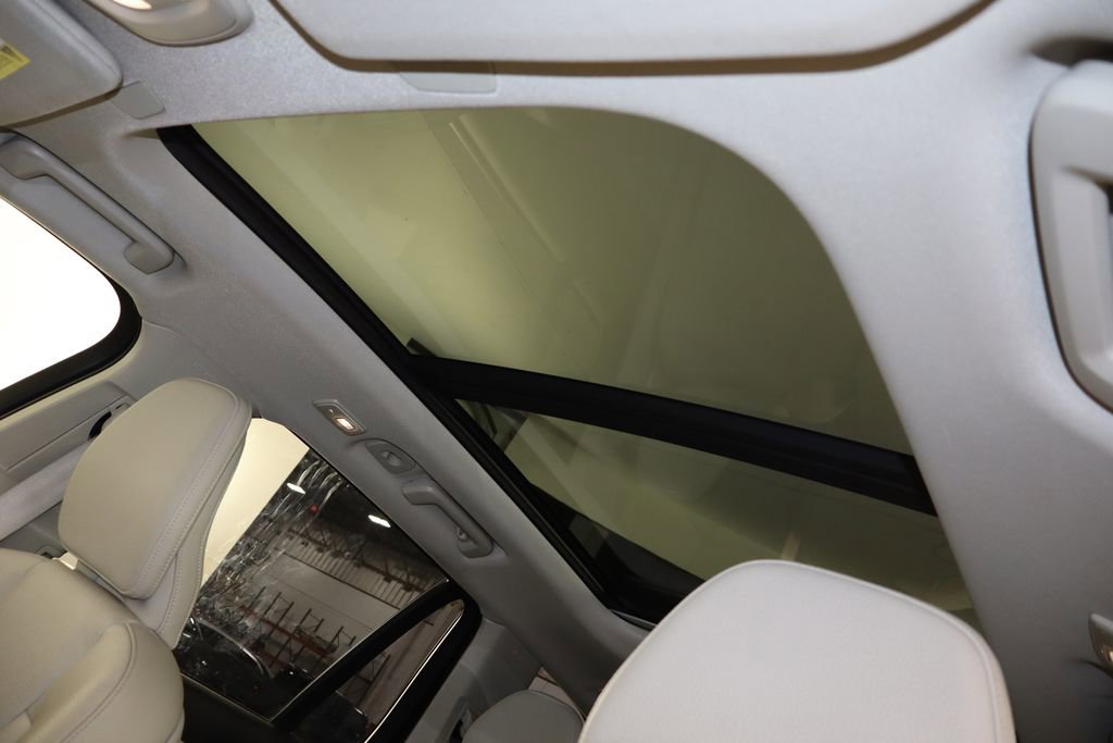 Used 2023 Volvo XC90 B5 Core w/ Protection Package Premier image 23