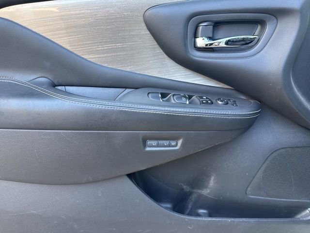 Used 2017 Nissan Murano Platinum w/ Platinum Technology Package image 10