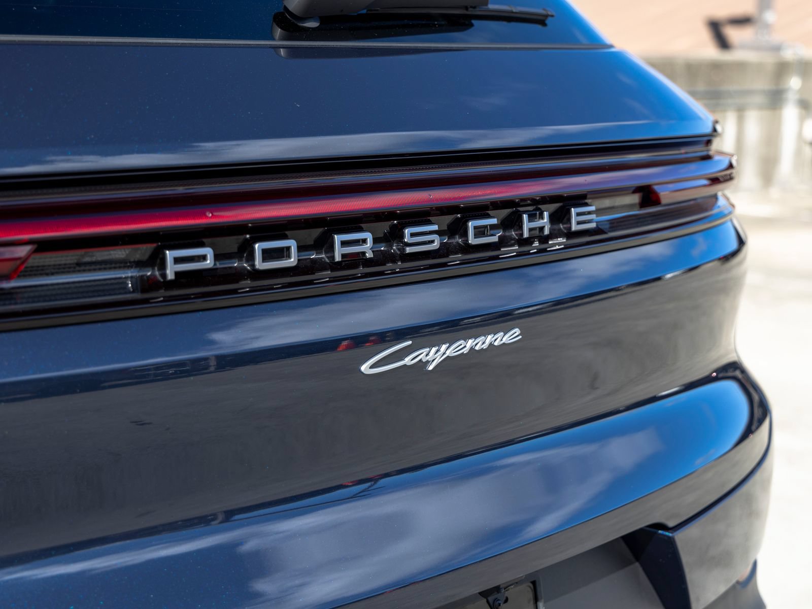 Certified 2025 Porsche Cayenne AWD/4WD image 23