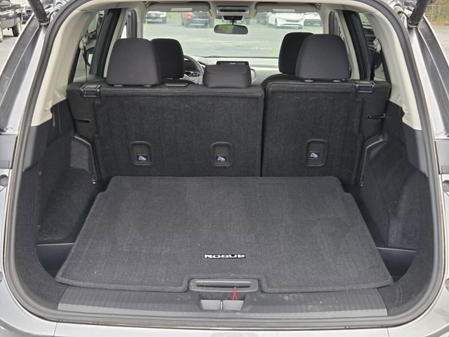 Used 2025 Nissan Rogue SV FWD image 13