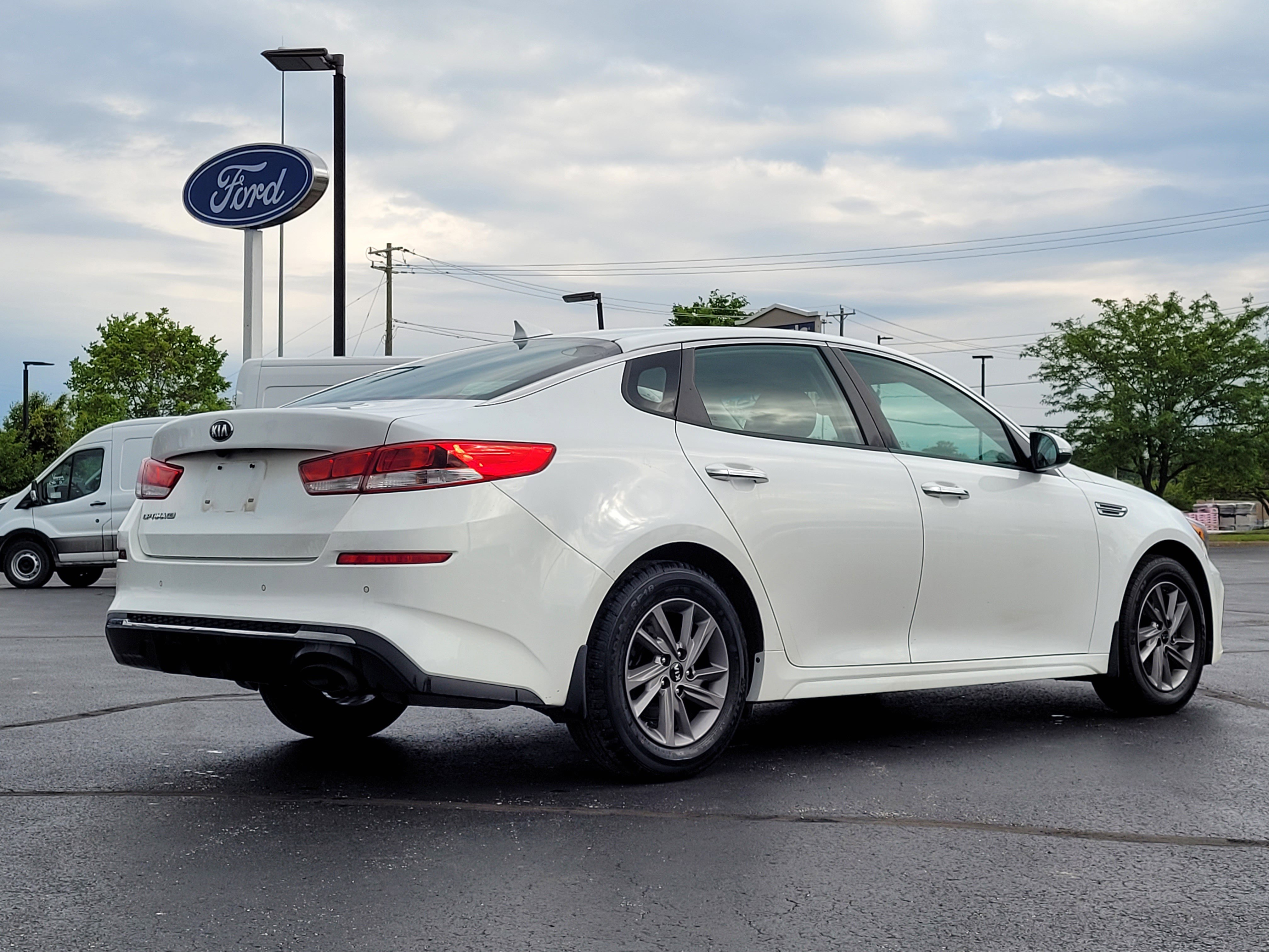 Used 2020 Kia Optima LX FWD image 4