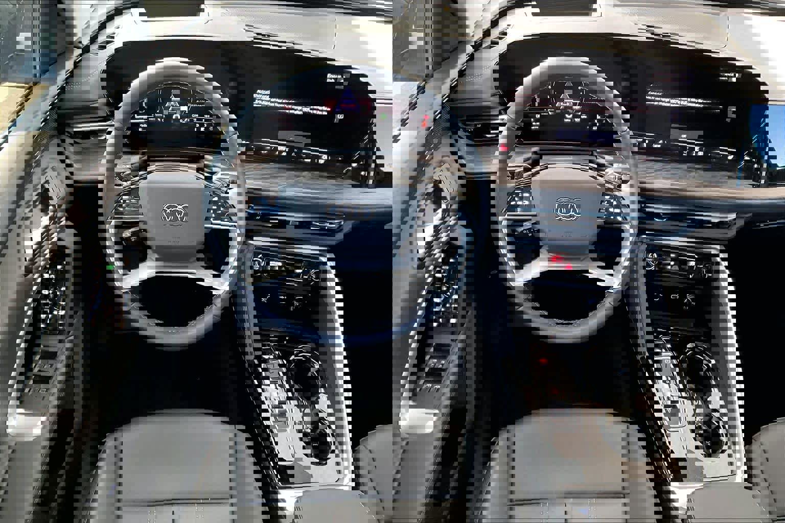 Used 2025 Audi Q5 Premium Plus w/ Premium Plus image 5