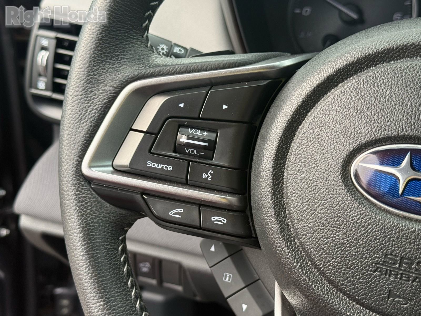 Used 2022 Subaru Outback Premium image 17