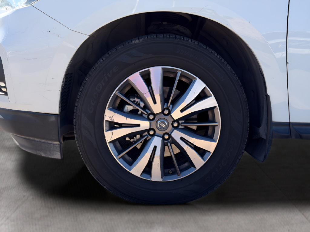 Used 2019 Nissan Pathfinder S FWD image 32