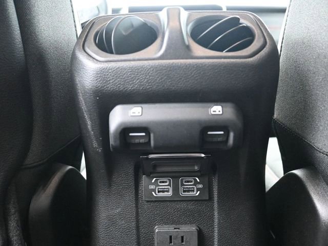 Used 2025 Jeep Wrangler Unlimited Rubicon image 21