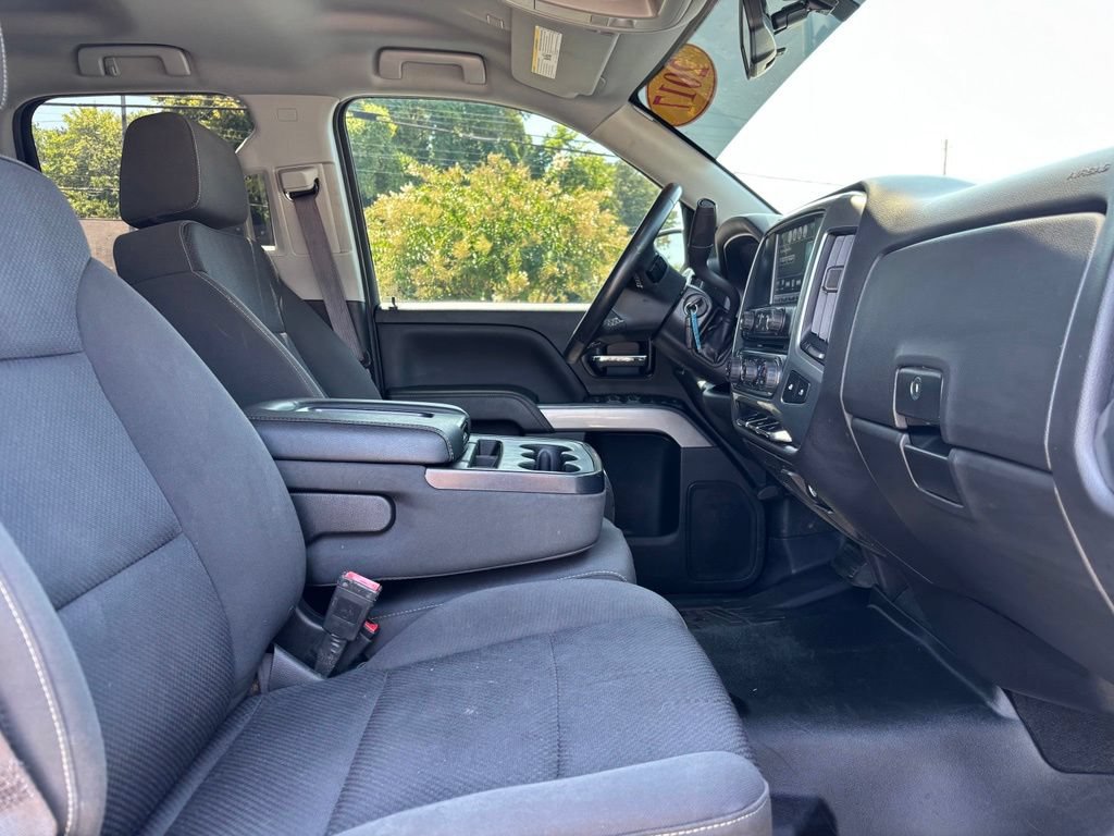 Used 2017 Chevrolet Silverado 1500 LT w/ All Star Edition AWD/4WD image 28