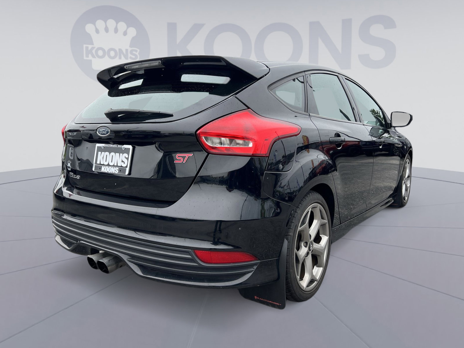 Used 2018 Ford Focus ST FWD image 16