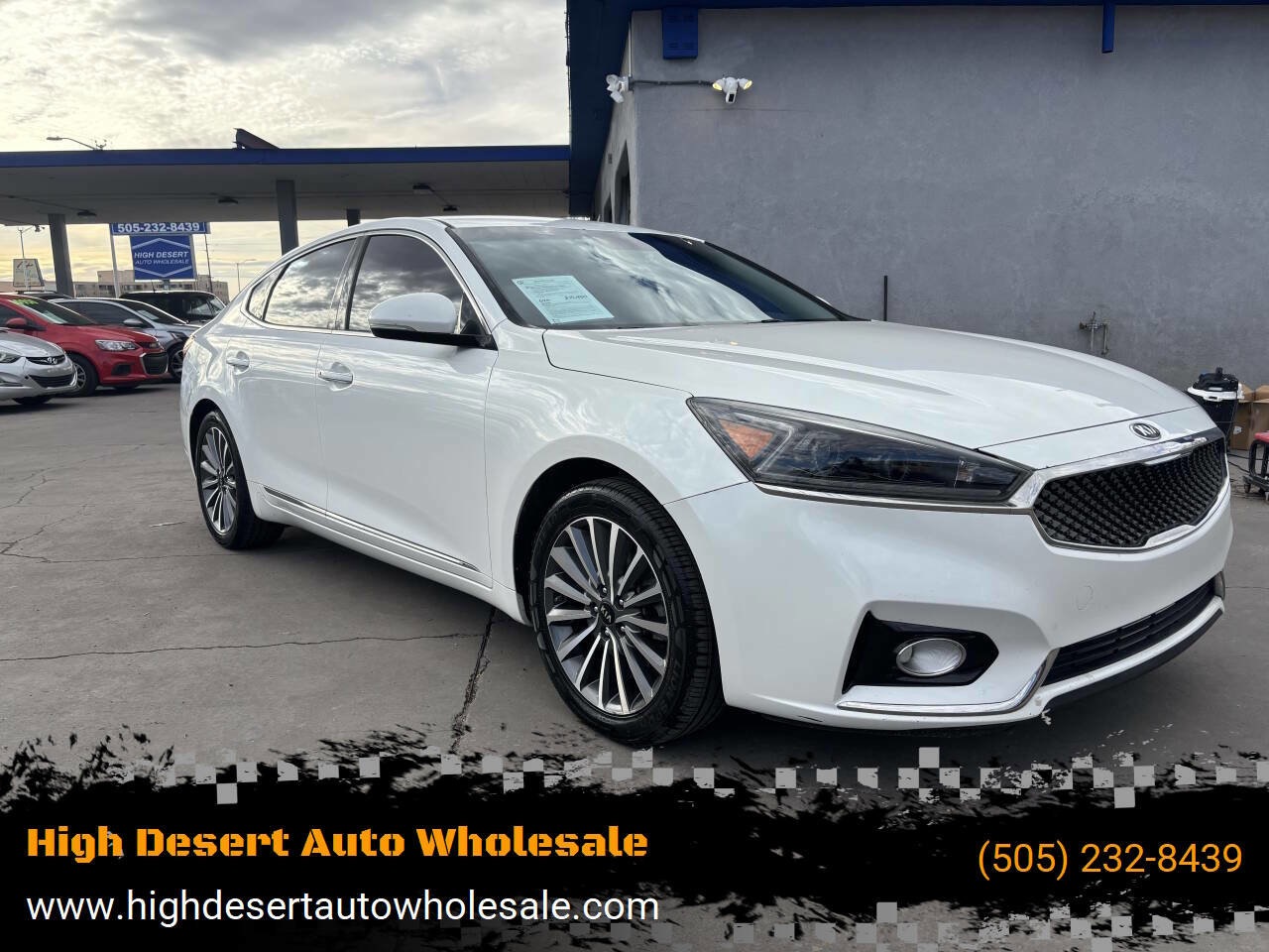 Used 2017 Kia Cadenza Premium