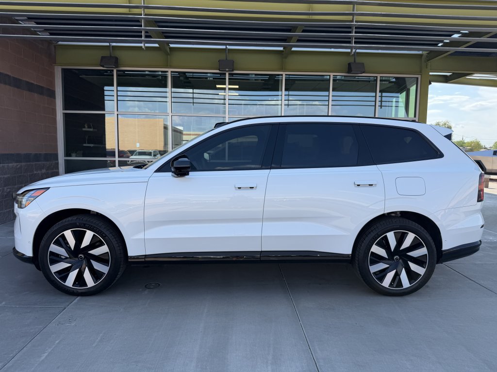Used 2025 Volvo EX90 Plus w/ Protection Package Premier AWD/4WD image 7