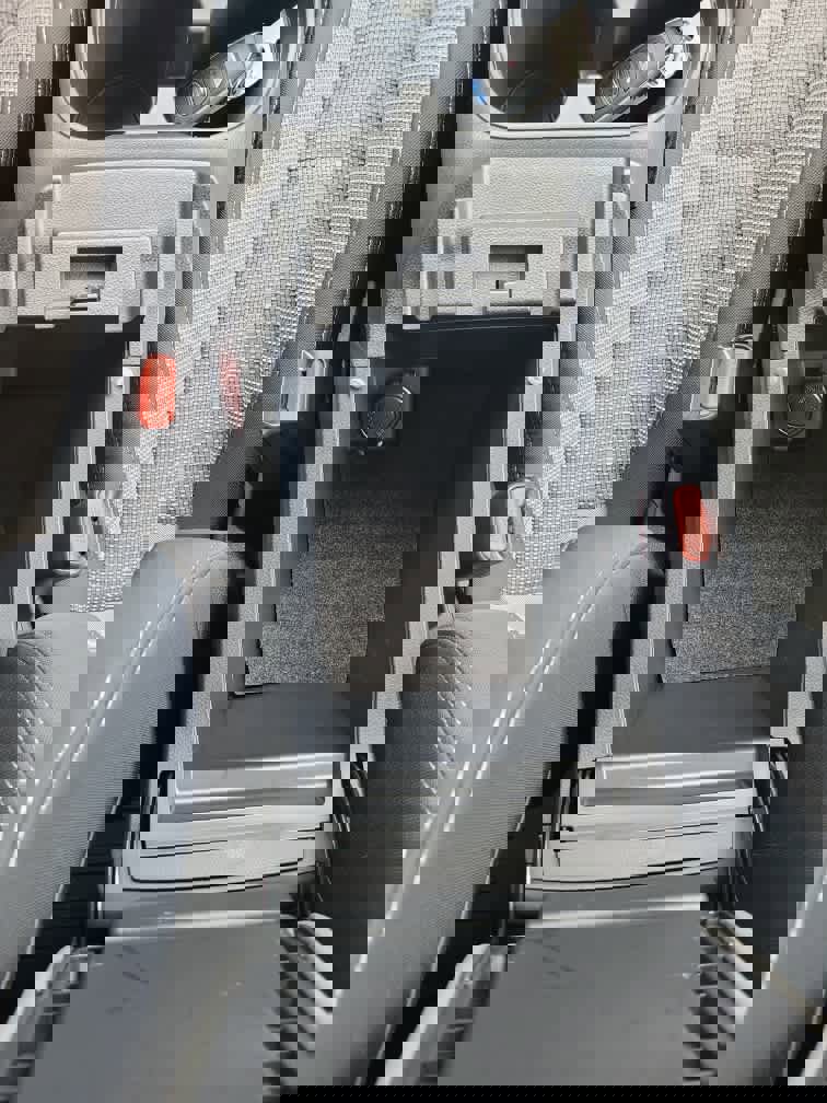 Used 2023 Subaru Outback Premium image 21