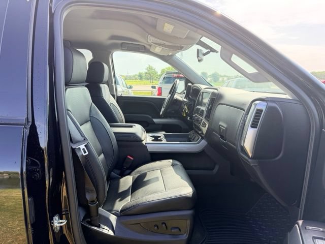 Used 2018 Chevrolet Silverado 1500 LTZ Z71 w/ LTZ Plus Package AWD/4WD image 11