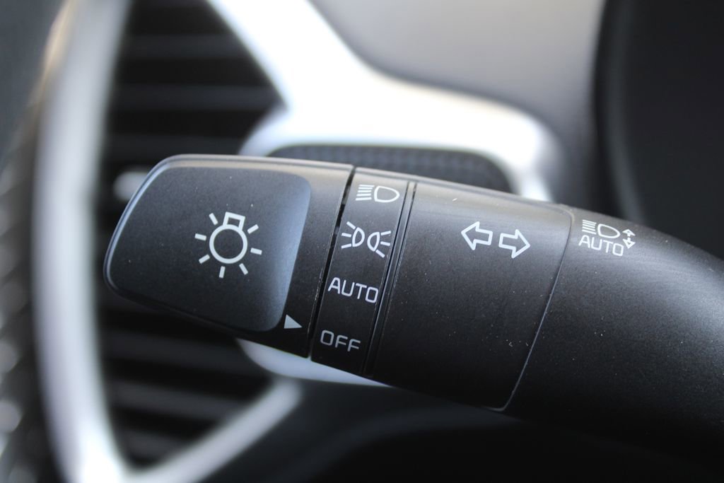 Certified 2025 Kia Soul LX w/ LX Technology Package image 26