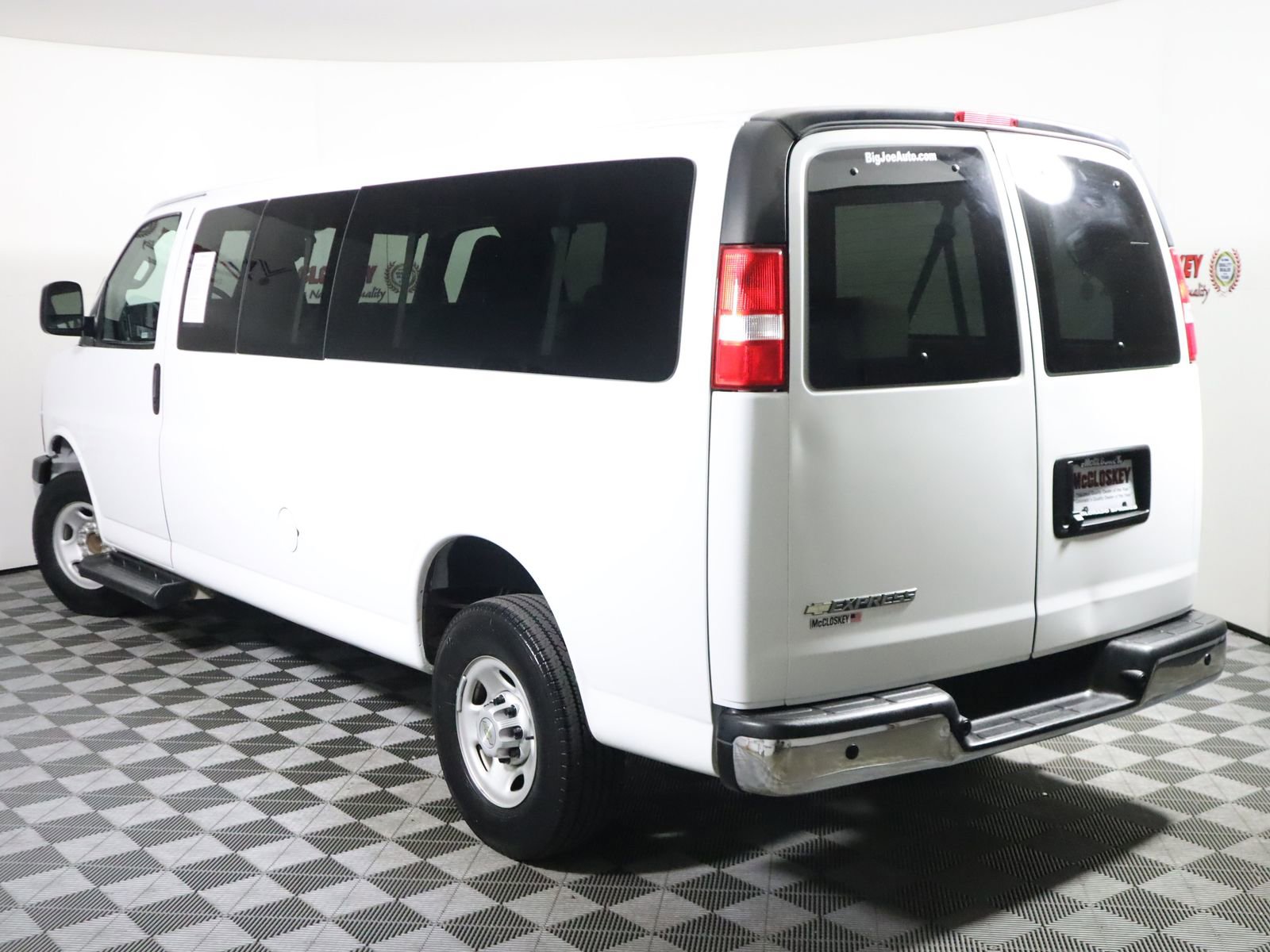 Used 2023 Chevrolet Express 3500 LT w/ LT Preferred Equipment Group image 10