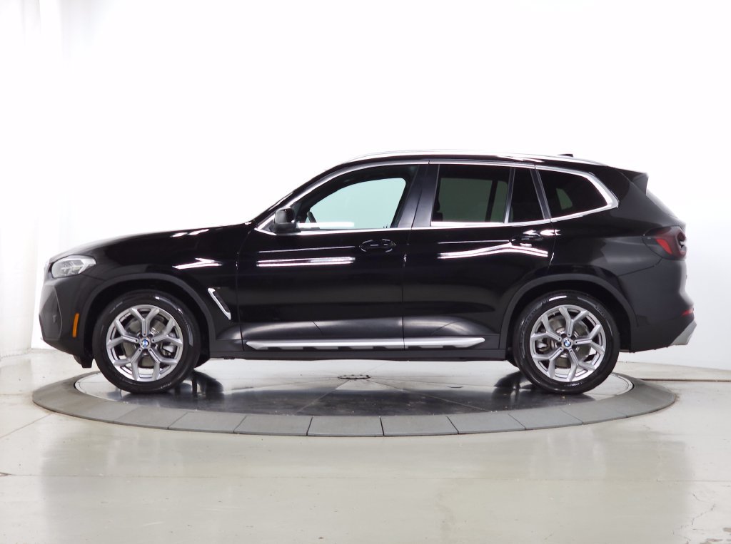 Used 2024 BMW X3 xDrive30i w/ Premium Package AWD/4WD image 4