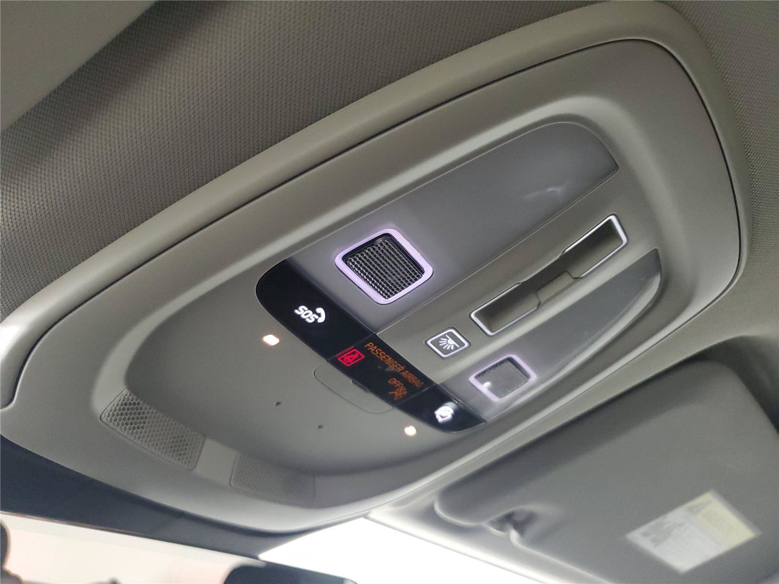 Certified 2023 Volvo XC60 B5 Ultimate w/ Climate Package FWD image 33