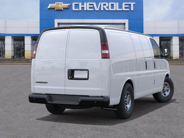 New 2026 Chevrolet Express 2500 RWD image 4