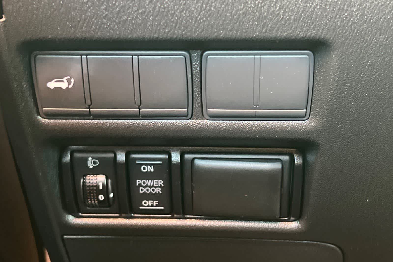 Used 2018 Nissan Armada SL w/ Moonroof Package AWD/4WD image 33