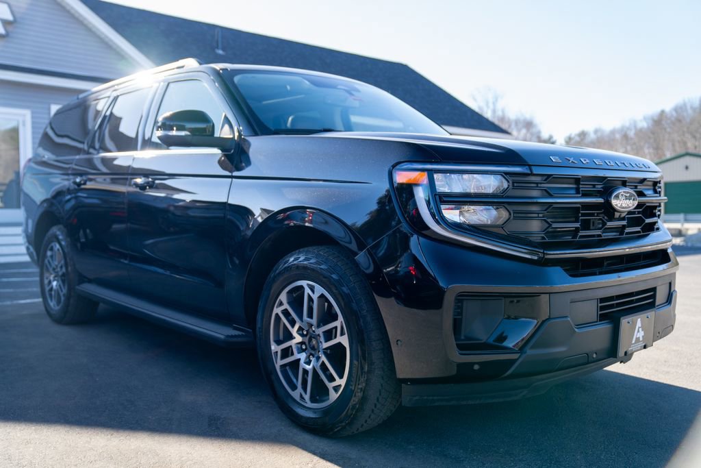Used 2025 Ford Expedition Max Active image 8