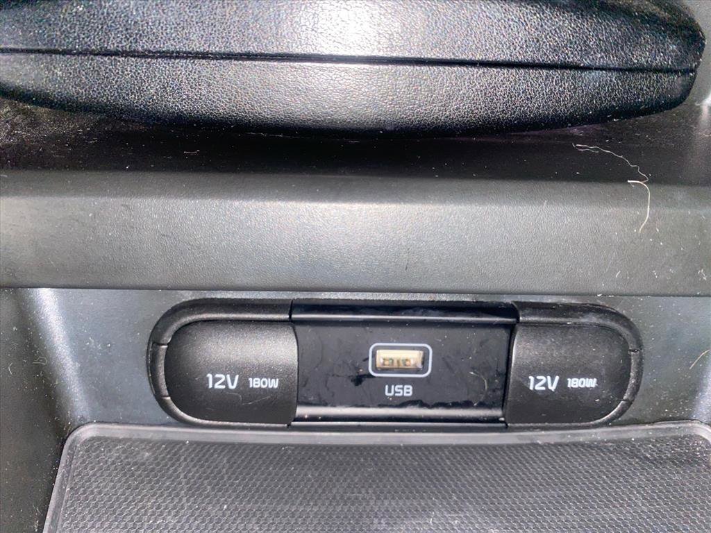 Certified 2023 Kia Soul LX image 14