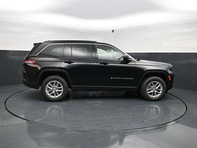 New 2026 Jeep Grand Cherokee Laredo X AWD/4WD image 11