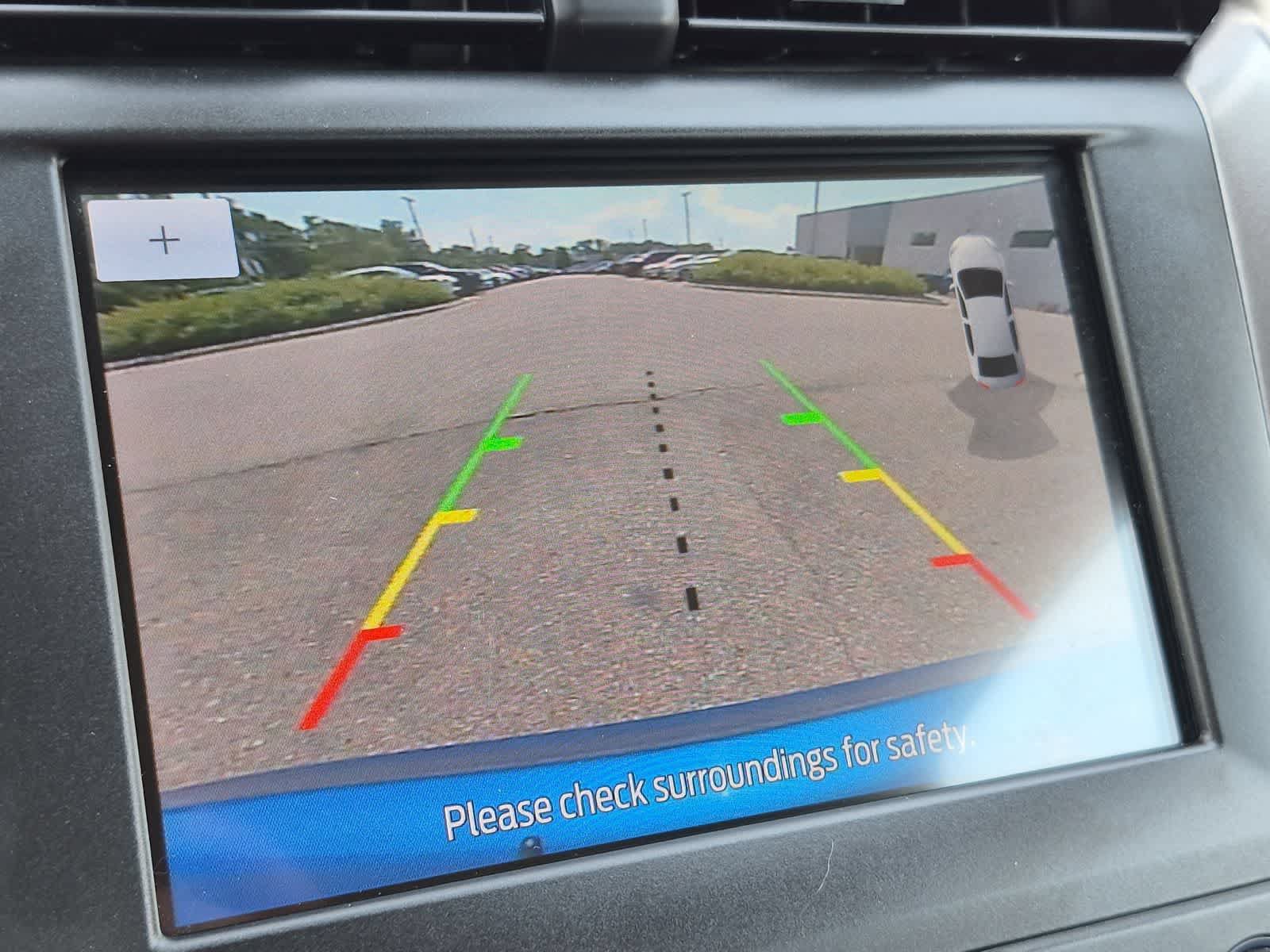 Used 2020 Ford Fusion SE FWD image 28