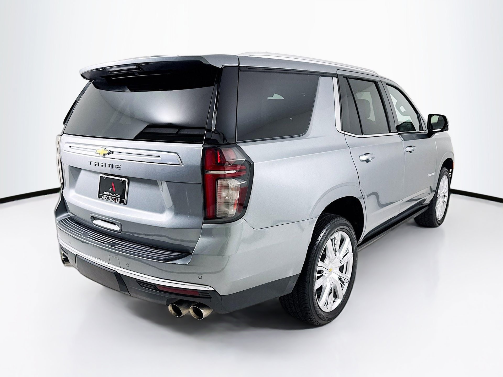 Used 2023 Chevrolet Tahoe High Country AWD/4WD image 8