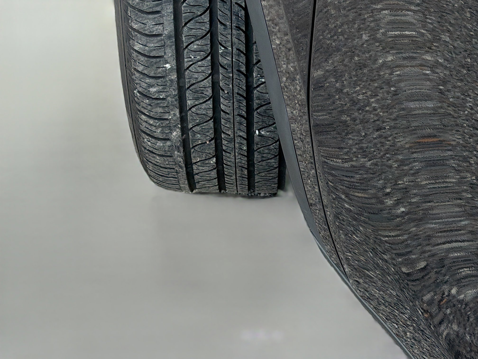 Used 2024 Tesla Model Y Long Range image 40