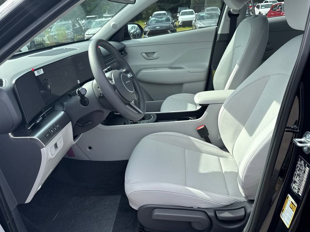 New 2026 Hyundai Kona SE image 9