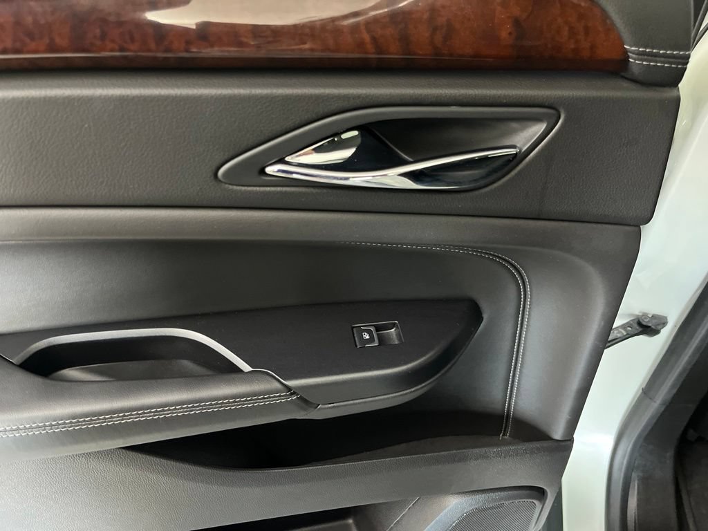 Used 2016 Cadillac SRX Luxury FWD image 54