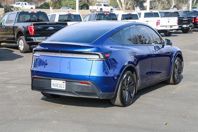 Used 2026 Tesla Model Y Long Range image 4