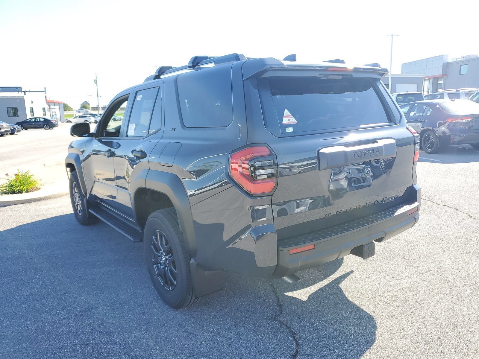 New 2026 Toyota 4Runner SR5 AWD/4WD image 3