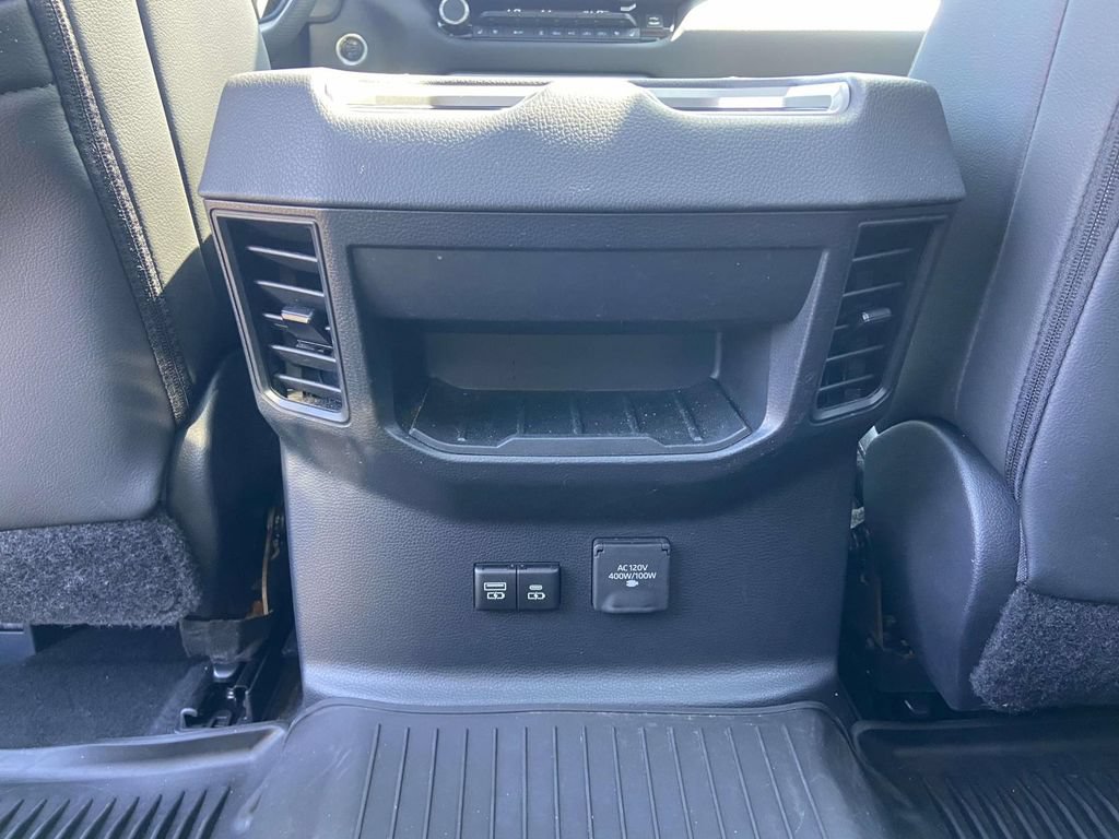 Used 2023 Toyota Tundra Limited AWD/4WD image 23