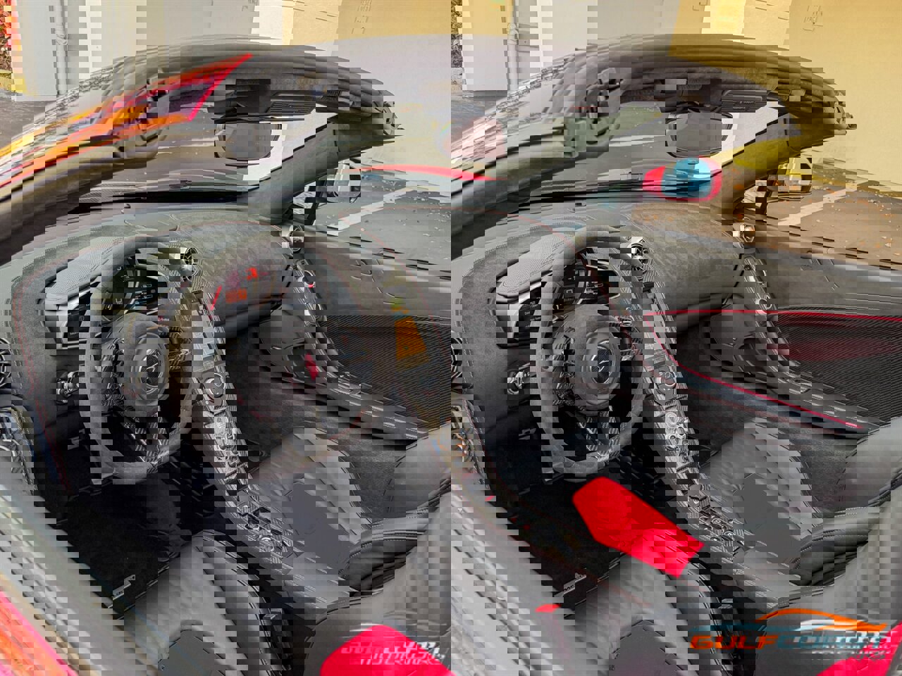 Used 2015 McLaren 650S Spider image 2