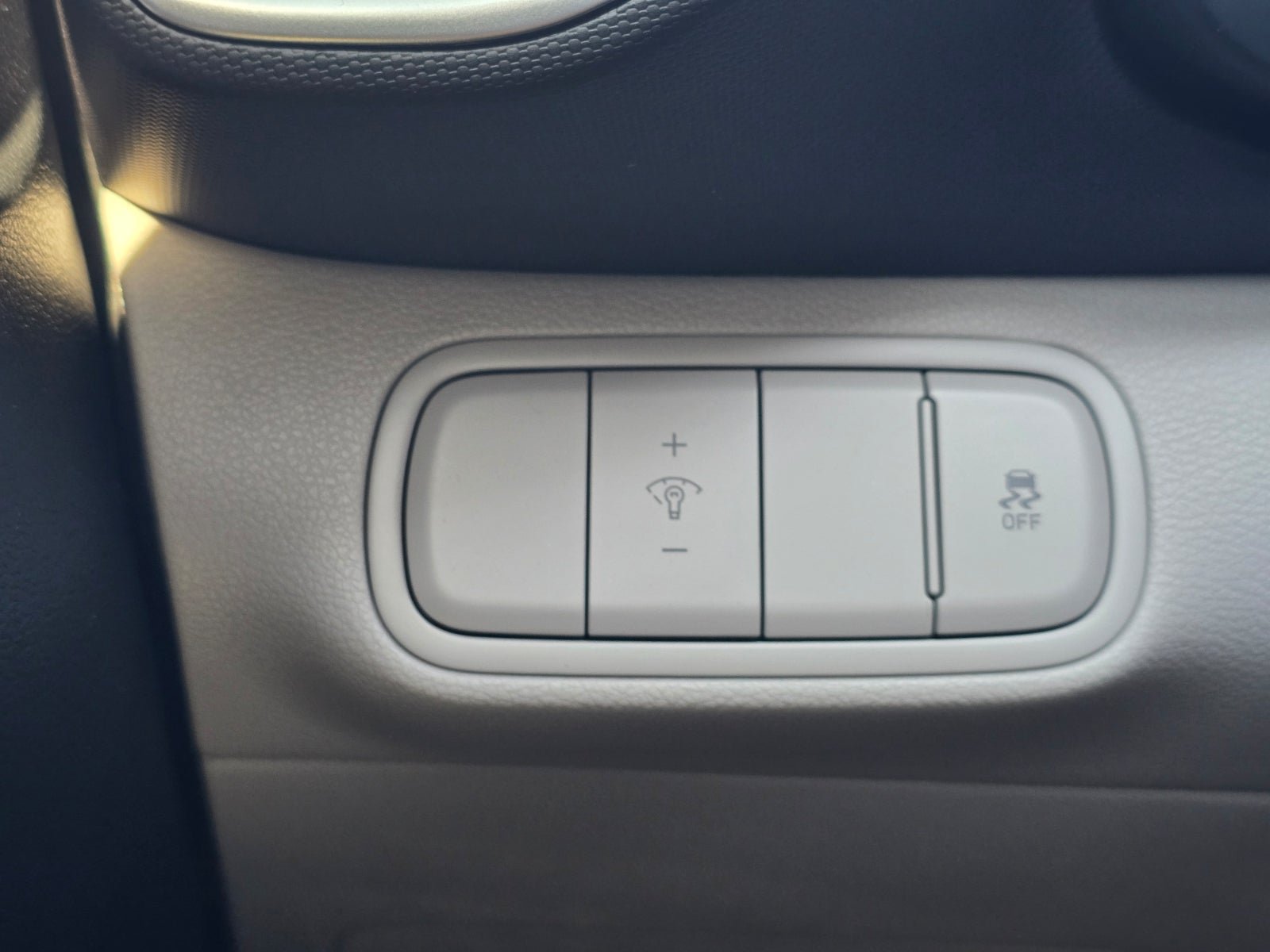 New 2026 Hyundai Venue SEL FWD image 21