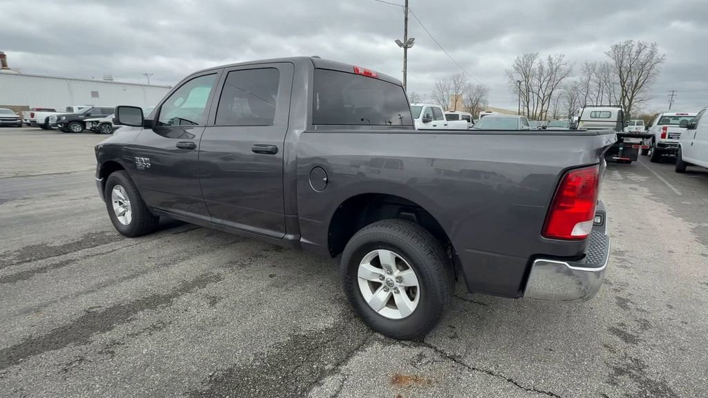 Used 2022 RAM 1500 Classic SLT RWD image 6
