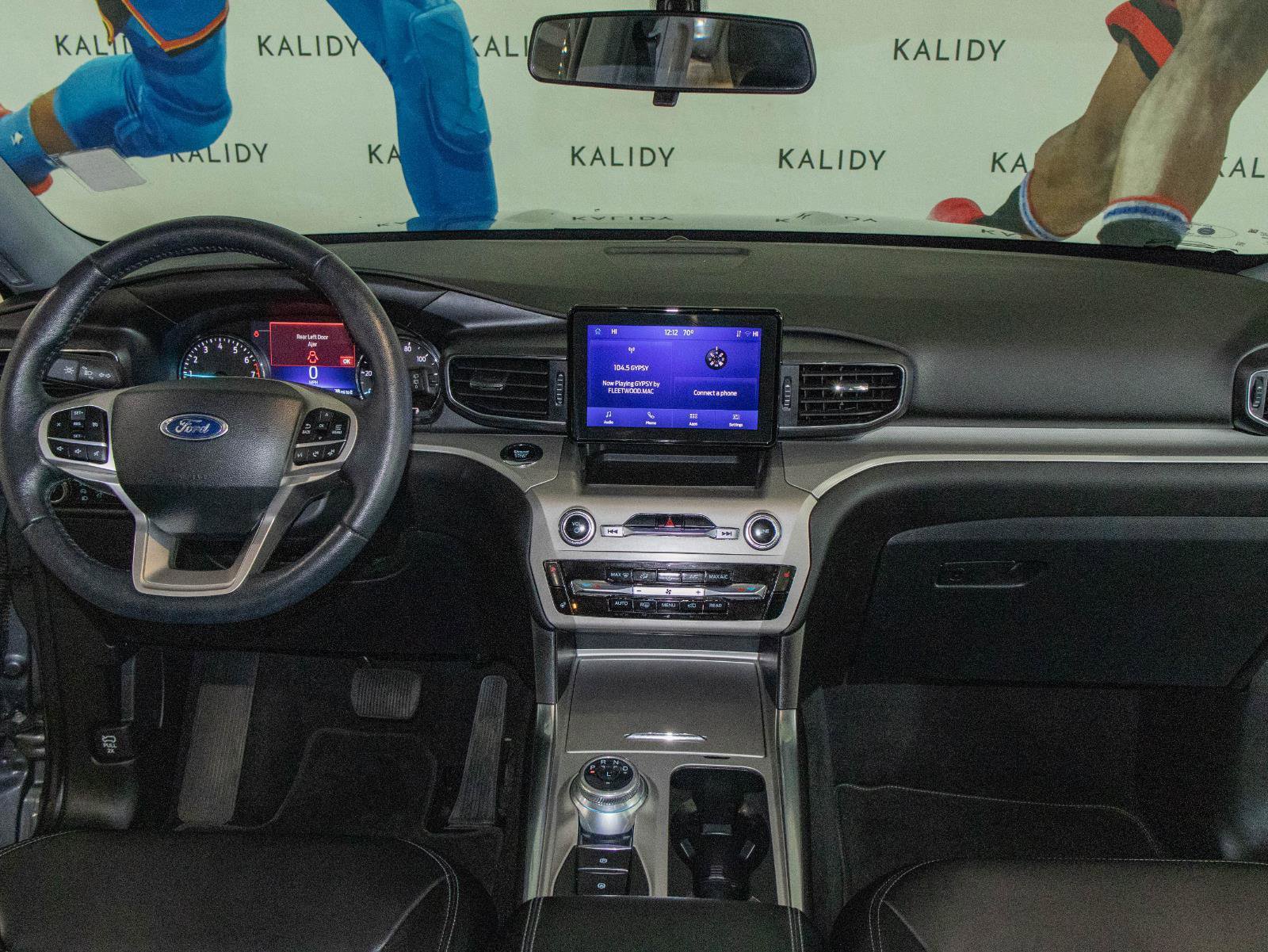 Used 2023 Ford Explorer XLT w/ Equipment Group 202A image 3