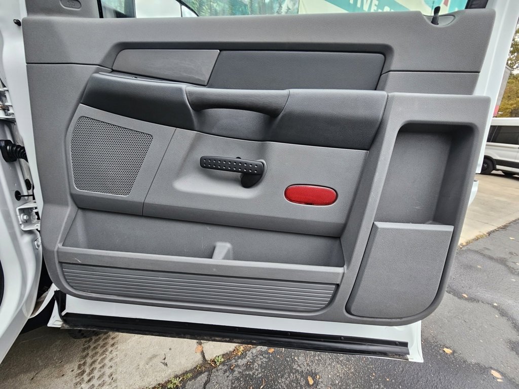 Used 2008 Dodge Ram 5500 Truck 4x4 Regular Cab w/ PWR Accessory Group image 16