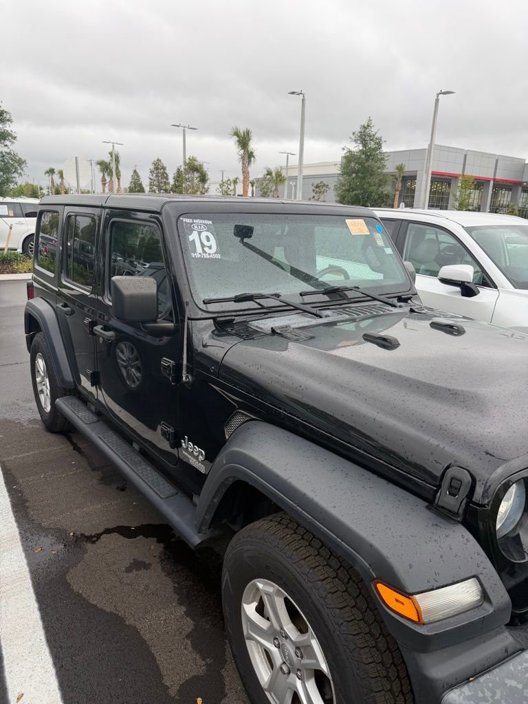 Used 2019 Jeep Wrangler Unlimited Sport S image 6
