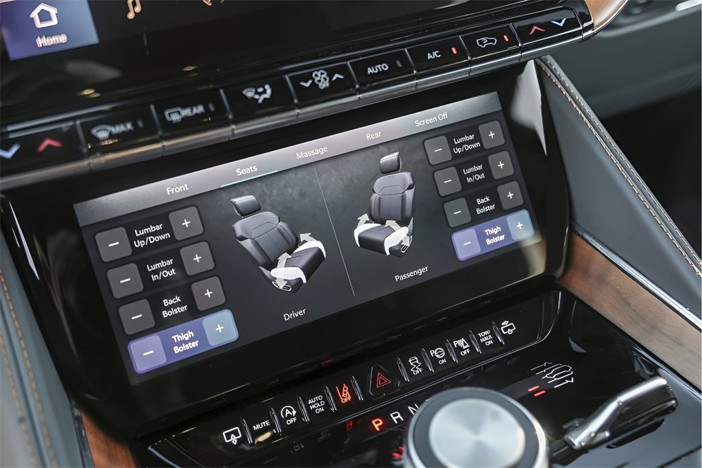 Used 2024 Jeep Grand Wagoneer Series III image 23